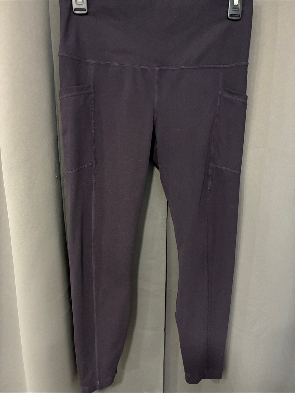 Yogalicious High-Waist Pocket Leggings - Plum